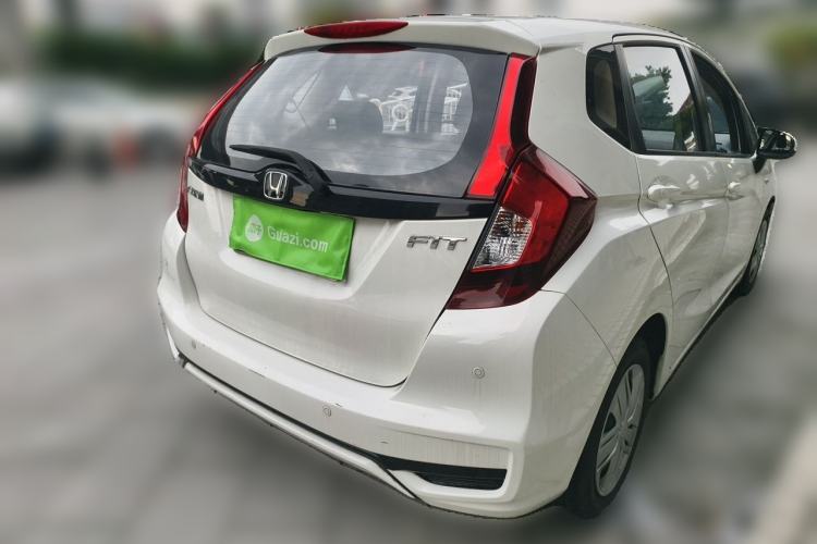 Used Honda Fit 2018 1.5L Manual Comfort Version Rear Right 45 Deg