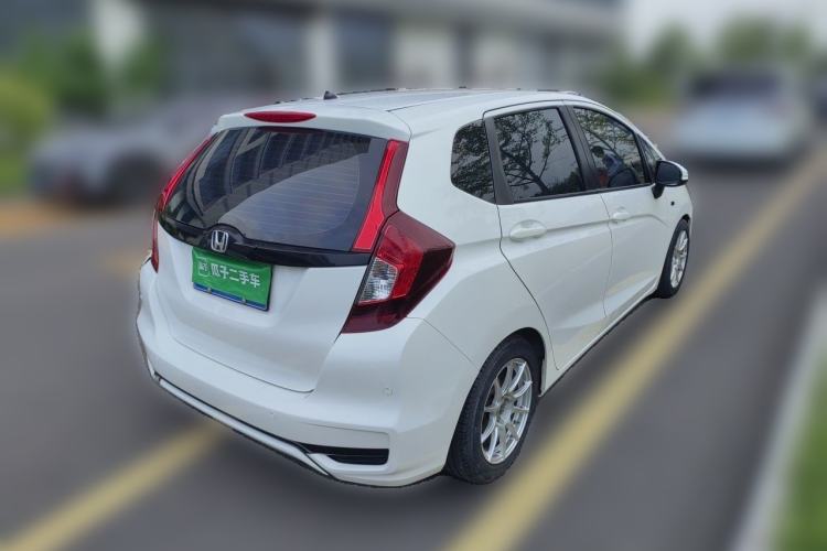 Used Honda Fit 2018 1.5L Manual Comfort Version Rear Right 45 Deg