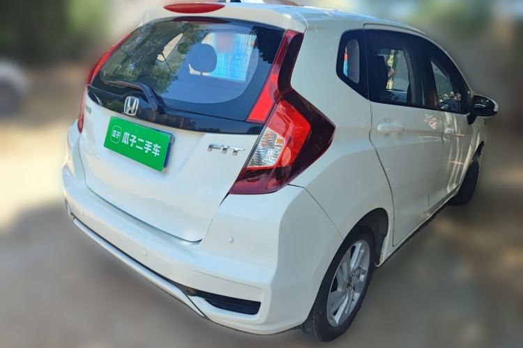 Used Honda Fit 2018 1.5L Manual Comfort Version Rear Right 45 Deg