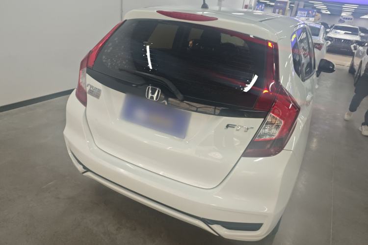 Used Honda Fit 2018 1.5L CVT Comfort Sunroof Version Rear Right 45 Deg