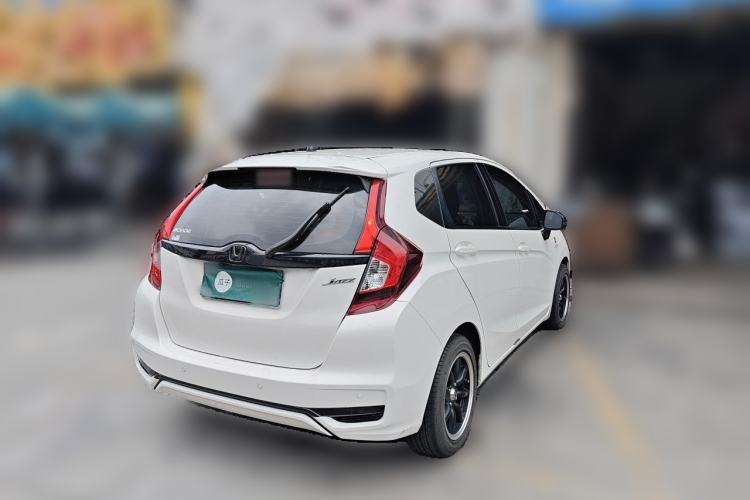 Used Honda Fit 2018 1.5L CVT Comfort Sunroof Version Rear Right 45 Deg