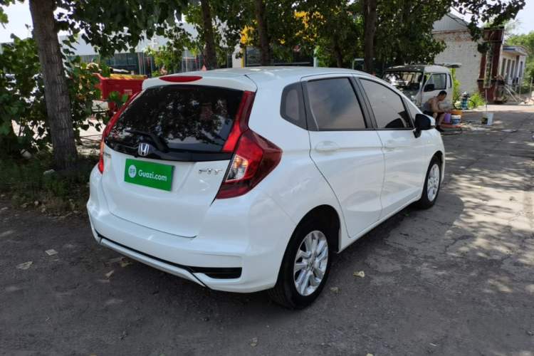 Used Honda Fit 2018 1.5L CVT Comfort Sunroof Version Rear Right 45 Deg