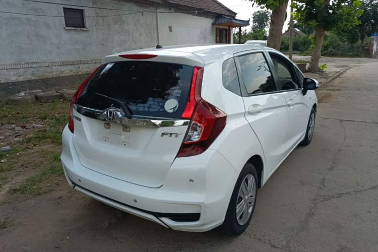 Used Honda Fit 2018 1.5L CVT Comfort Version Rear Right 45 Deg
