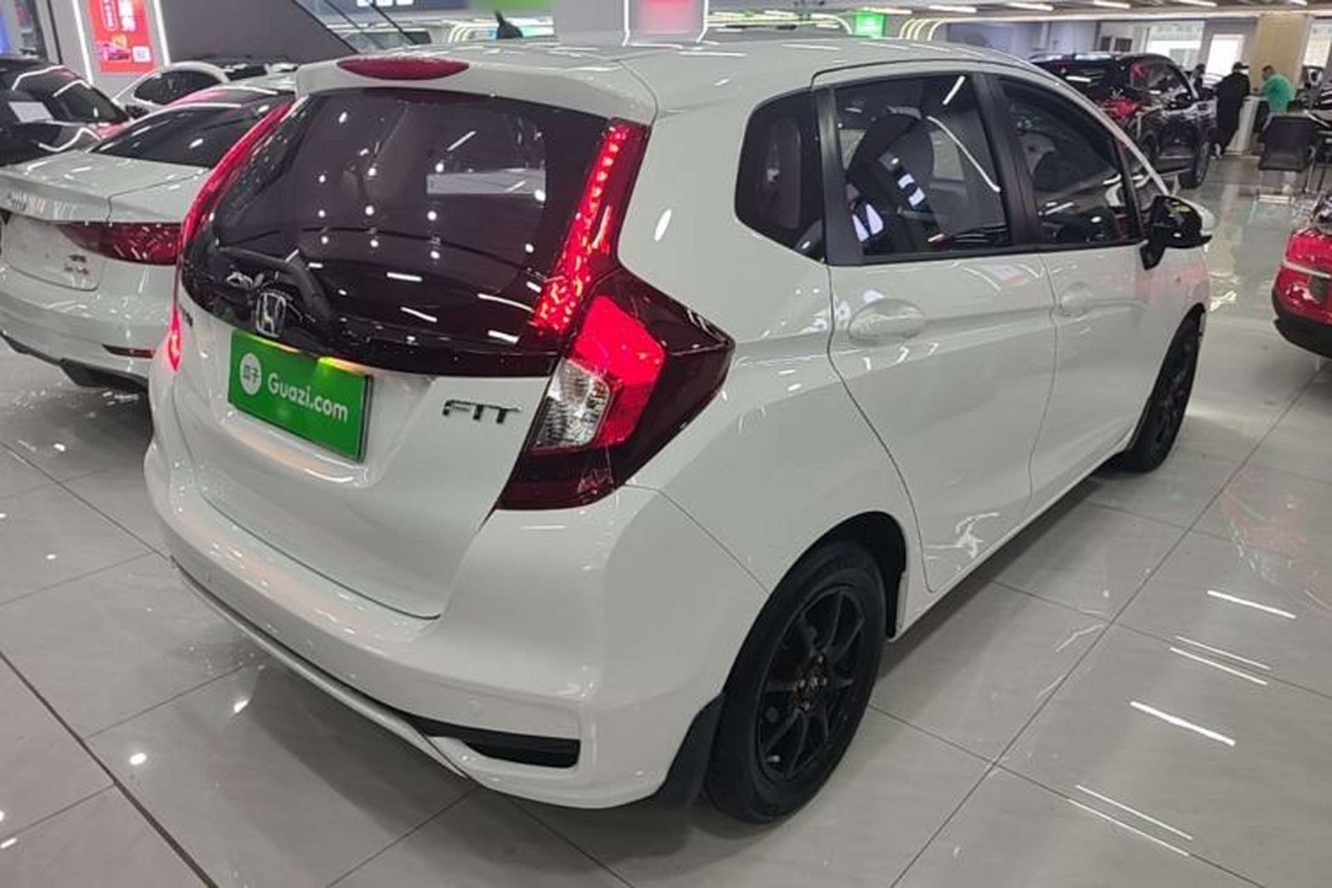 Used Honda Fit 2018 1.5L CVT Comfort Version Rear Right 45 Deg