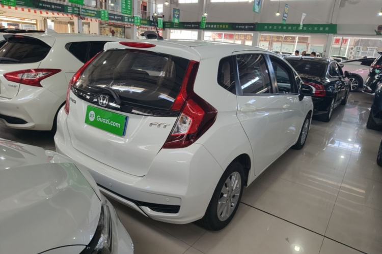 Used Honda Fit 2018 1.5L CVT Comfort Sunroof Version Rear Right 45 Deg