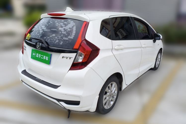 Used Honda Fit 2018 1.5L CVT Comfort Sunroof Version Rear Right 45 Deg