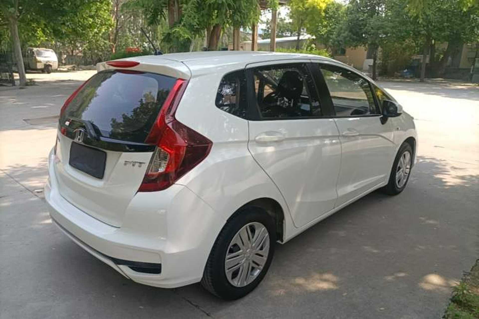 Used Honda Fit 2018 1.5L CVT Comfort Version Rear Right 45 Deg
