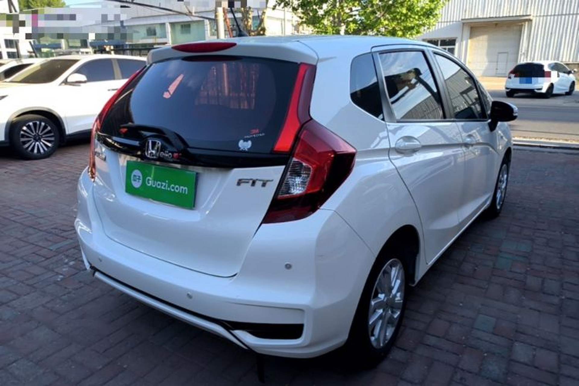 Used Honda Fit 2018 1.5L CVT Comfort Sunroof Version Rear Right 45 Deg