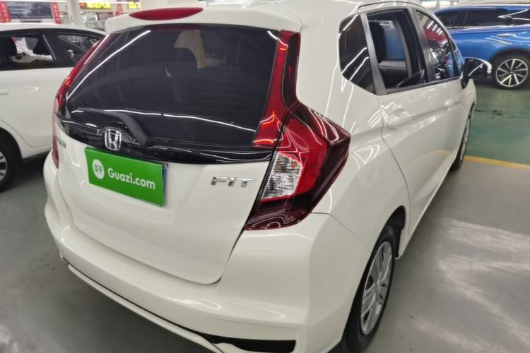 Used Honda Fit 2018 1.5L CVT Comfort Version Rear Right 45 Deg