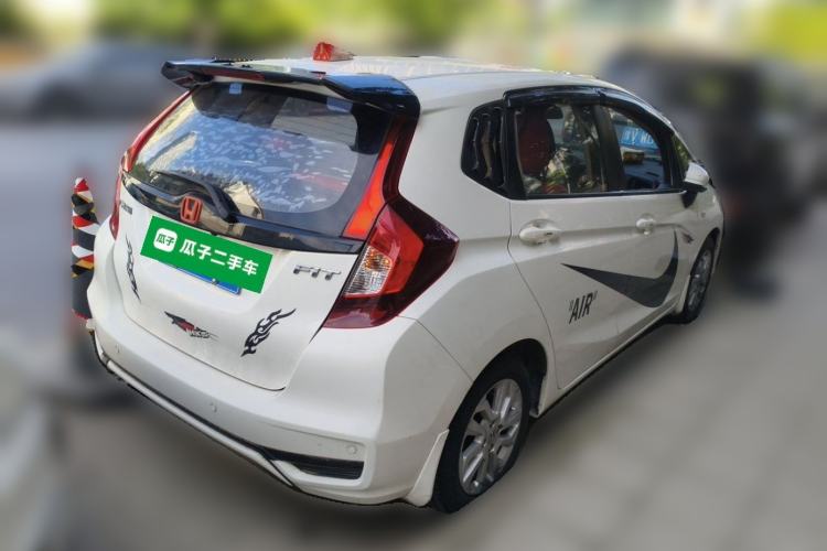Used Honda Fit 2018 1.5L CVT Comfort Sunroof Version Rear Right 45 Deg