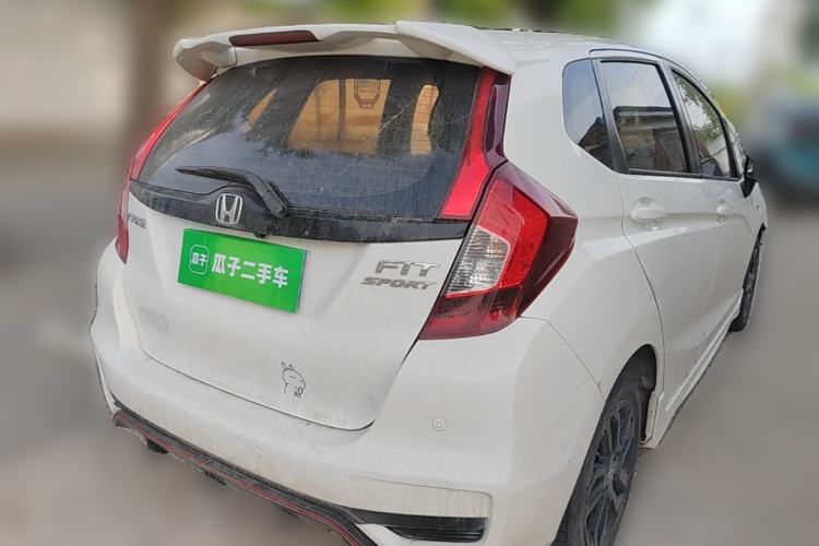 Used Honda Fit 2018 1.5L CVT Trendy Run+ Edition Rear Right 45 Deg