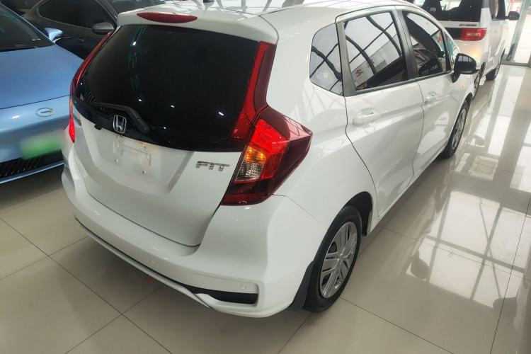 Used Honda Fit 2018 1.5L CVT Comfort Version Rear Right 45 Deg