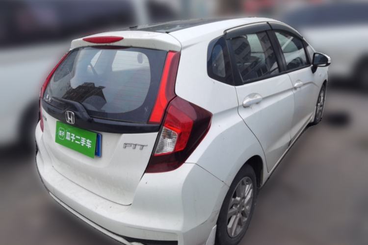 Used Honda Fit 2018 1.5L CVT Comfort Sunroof Version Rear Right 45 Deg