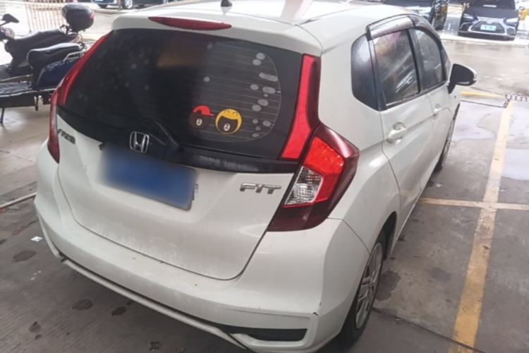 Used Honda Fit 2018 1.5L CVT Comfort Version Rear Right 45 Deg