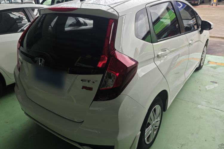 Used Honda Fit 2018 1.5L CVT Comfort Version Rear Right 45 Deg