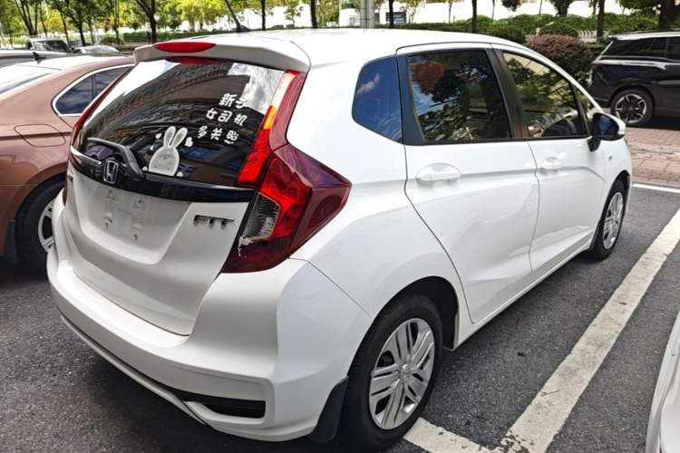 Used Honda Fit 2018 1.5L CVT Comfort Version Rear Right 45 Deg