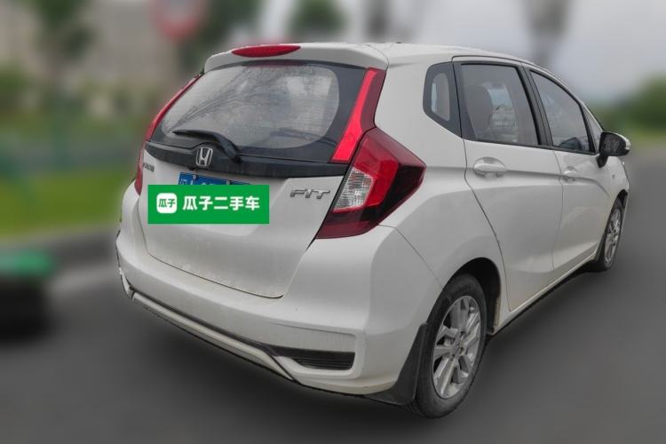 Used Honda Fit 2018 1.5L CVT Comfort Sunroof Version Rear Right 45 Deg
