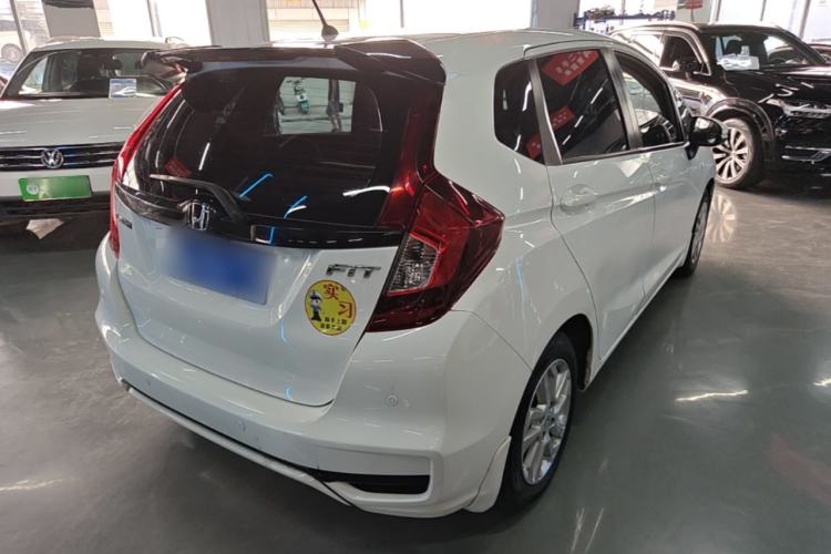Used Honda Fit 2018 1.5L CVT Comfort Sunroof Version Rear Right 45 Deg