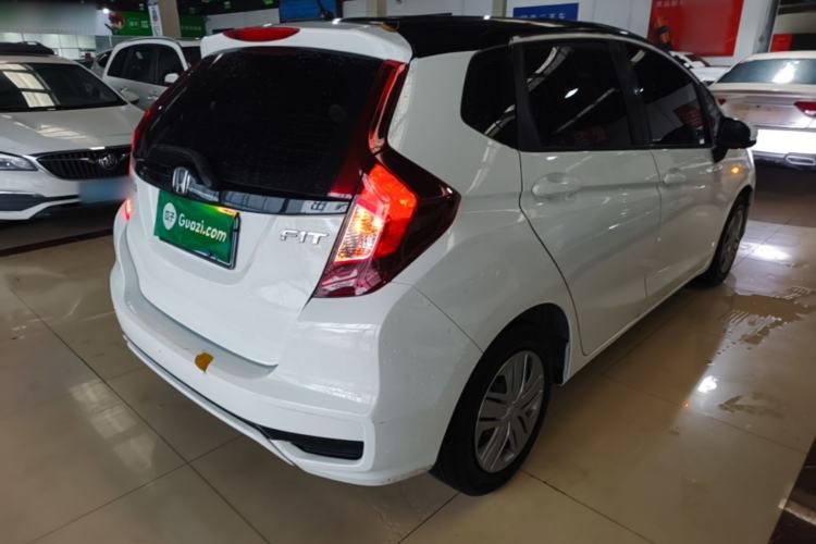Used Honda Fit 2018 1.5L CVT Comfort Version Rear Right 45 Deg