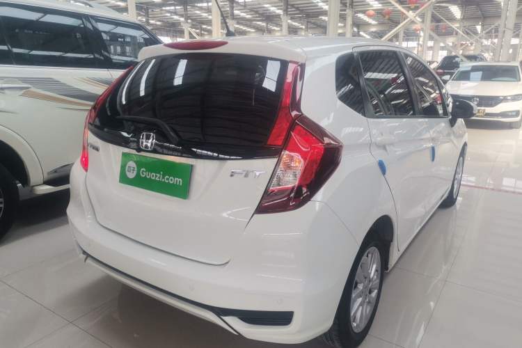 Used Honda Fit 2018 1.5L CVT Comfort Sunroof Version Rear Right 45 Deg