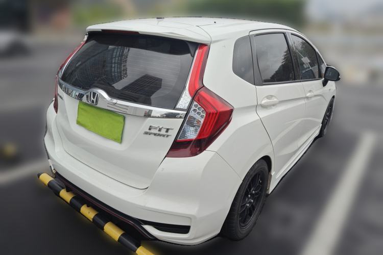 Used Honda Fit 2018 1.5L CVT Trendy Run+ Edition Rear Right 45 Deg