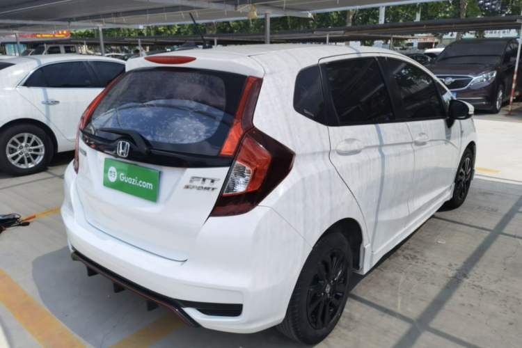 Used Honda Fit 2018 1.5L CVT Trendy Sports Edition Rear Right 45 Deg