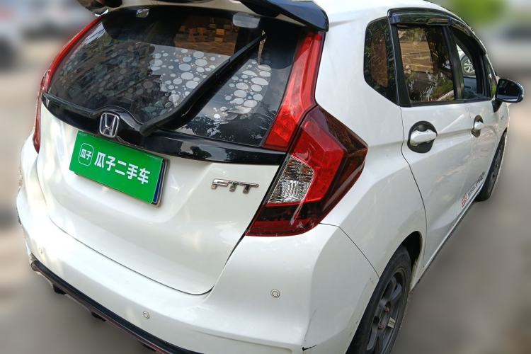 Used Honda Fit 2018 1.5L CVT Comfort Version Rear Right 45 Deg