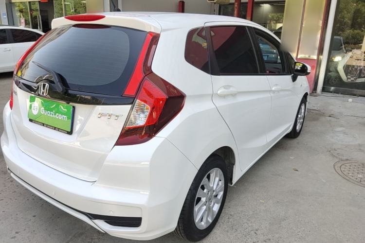 Used Honda Fit 2018 1.5L CVT Comfort Sunroof Version Rear Right 45 Deg