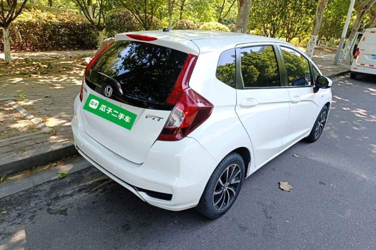 Used Honda Fit 2018 1.5L CVT Comfort Version Rear Right 45 Deg