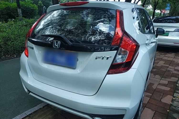 Used Honda Fit 2018 1.5L CVT Comfort Version Rear Right 45 Deg