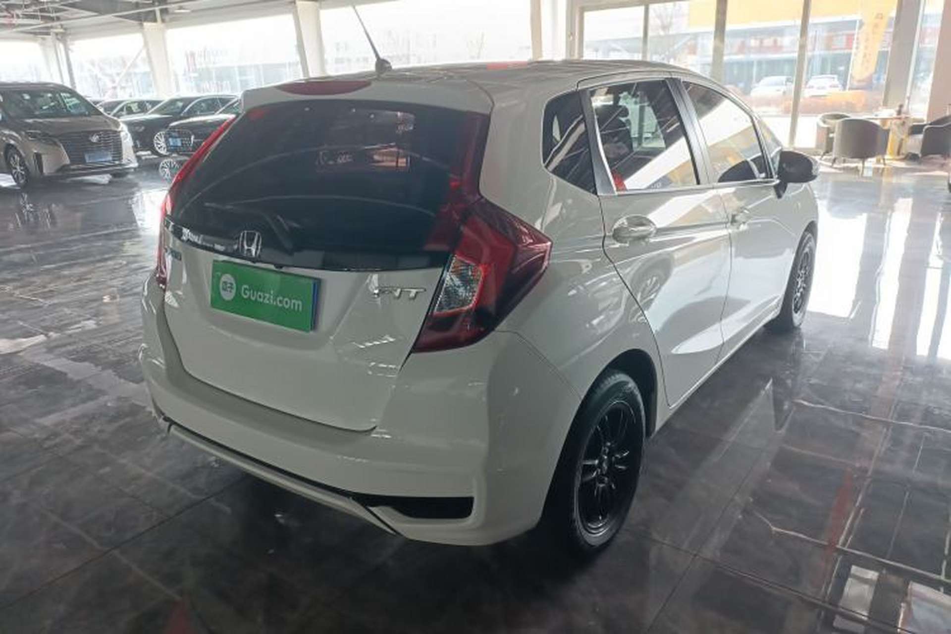 Used Honda Fit 2018 1.5L CVT Comfort Sunroof Version Rear Right 45 Deg