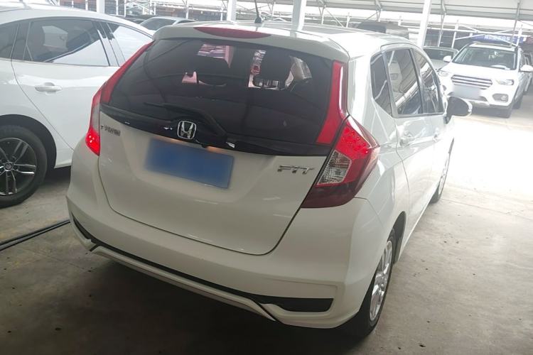 Used Honda Fit 2018 1.5L CVT Comfort Sunroof Version Rear Right 45 Deg
