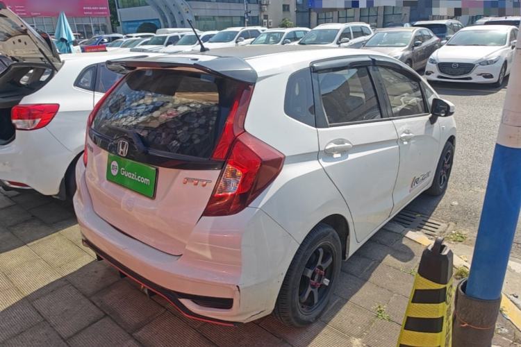 Used Honda Fit 2018 1.5L CVT Comfort Version Rear Right 45 Deg