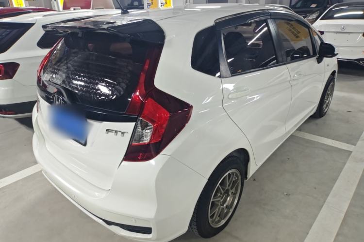 Used Honda Fit 2018 1.5L CVT Comfort Version Rear Right 45 Deg