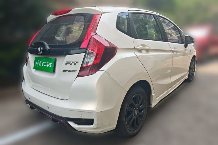 Used Honda Fit 2018 1.5L CVT Trendy Run+ Edition Rear Right 45 Deg