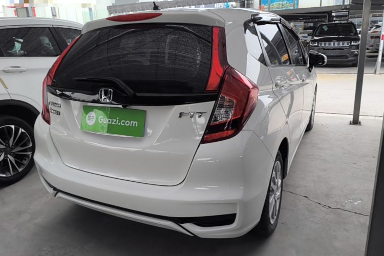 Used Honda Fit 2018 1.5L CVT Comfort Sunroof Version Rear Right 45 Deg