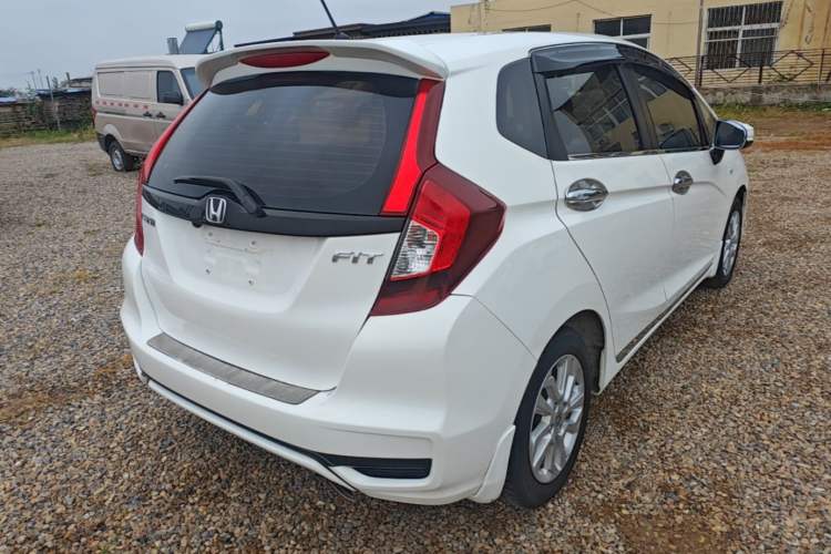 Used Honda Fit 2018 1.5L CVT Comfort Sunroof Version Rear Right 45 Deg