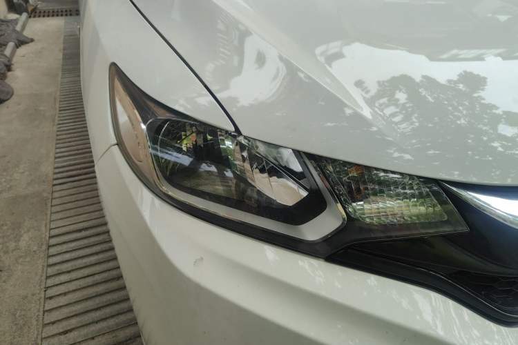 Used Honda Fit 2018 1.5L CVT Comfort Sunroof Version Right Front Headlight