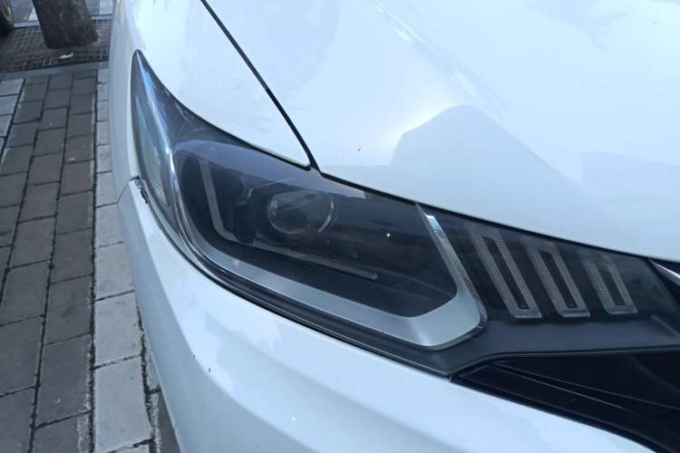 Used Honda Fit 2018 1.5L CVT Comfort Version Right Front Headlight