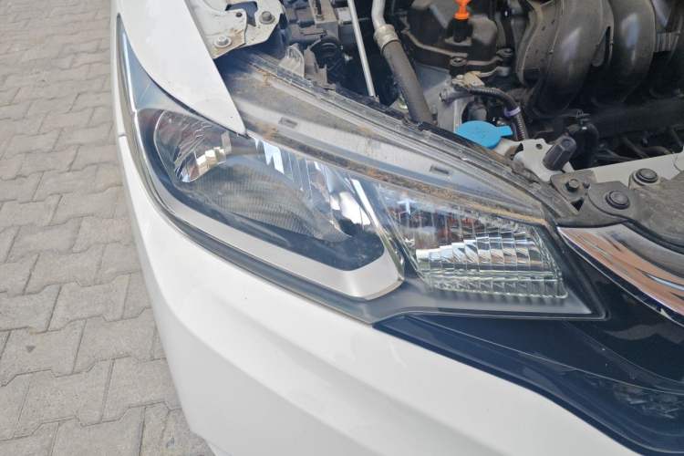 Used Honda Fit 2018 1.5L CVT Comfort Sunroof Version Right Front Headlight