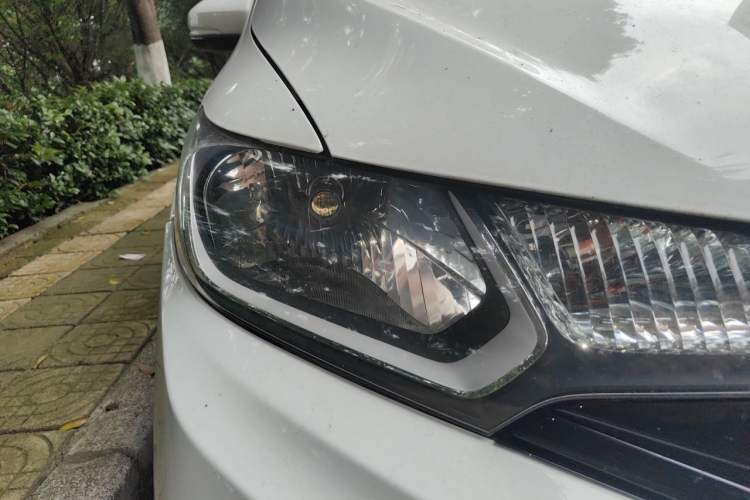 Used Honda Fit 2018 1.5L Manual Comfort Version Right Front Headlight