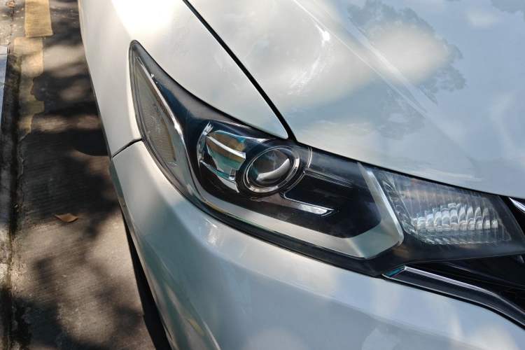 Used Honda Fit 2018 1.5L Manual Comfort Version Right Front Headlight