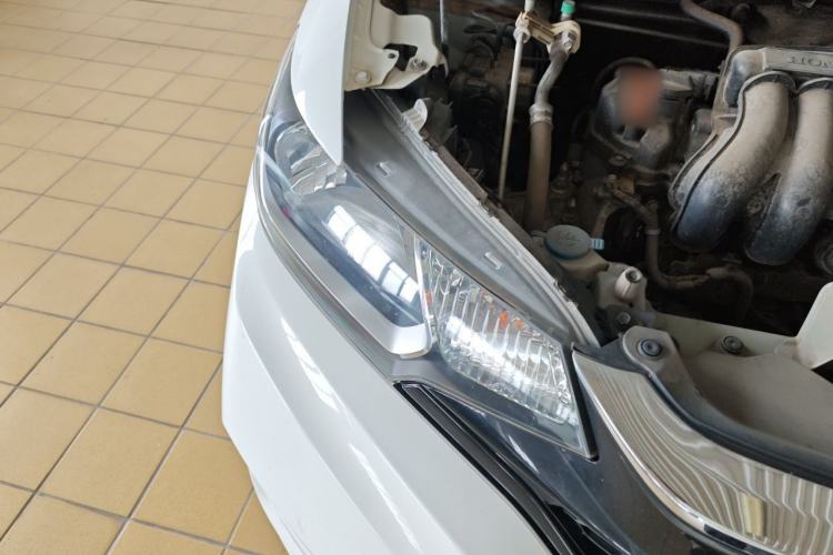 Used Honda Fit 2018 1.5L CVT Comfort Version Right Front Headlight