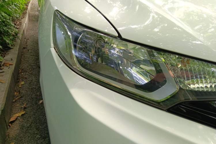 Used Honda Fit 2018 1.5L CVT Comfort Sunroof Version Right Front Headlight