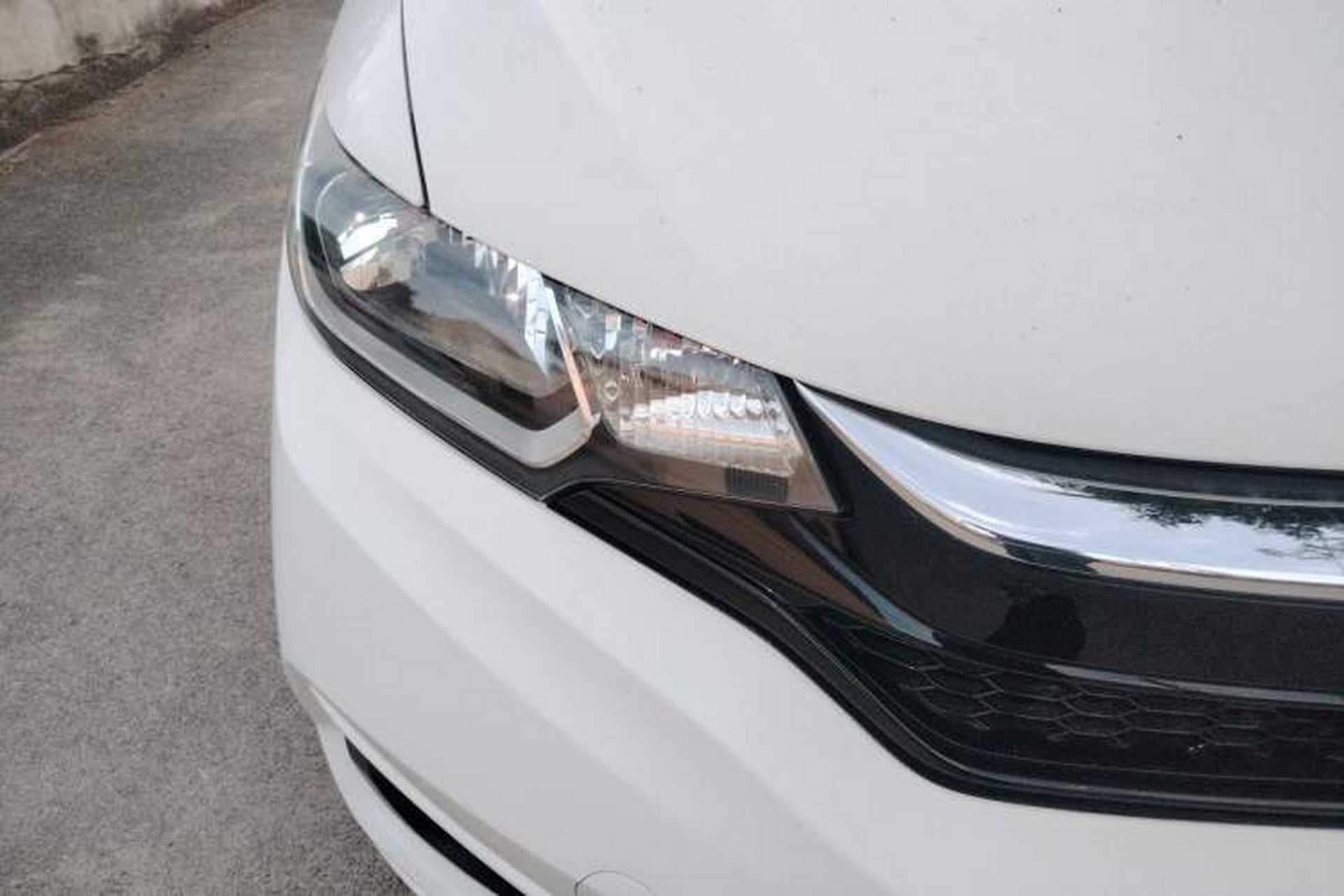 Used Honda Fit 2018 1.5L CVT Comfort Version Right Front Headlight