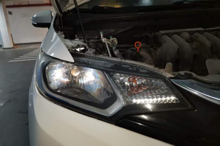Used Honda Fit 2018 1.5L CVT Comfort Version Right Front Headlight