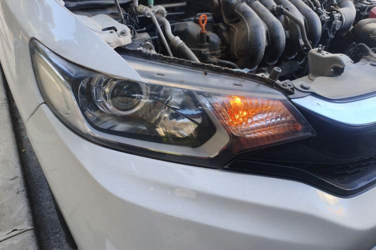 Used Honda Fit 2018 1.5L CVT Comfort Sunroof Version Right Front Headlight