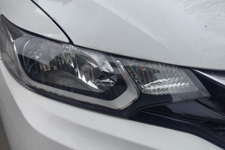Used Honda Fit 2018 1.5L CVT Comfort Sunroof Version Right Front Headlight