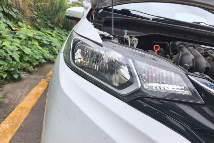 Used Honda Fit 2018 1.5L CVT Comfort Version Right Front Headlight