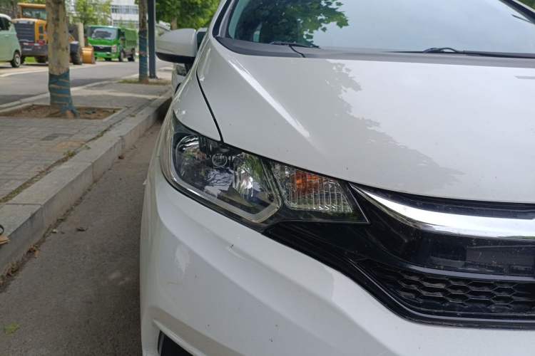 Used Honda Fit 2018 1.5L CVT Comfort Sunroof Version Right Front Headlight